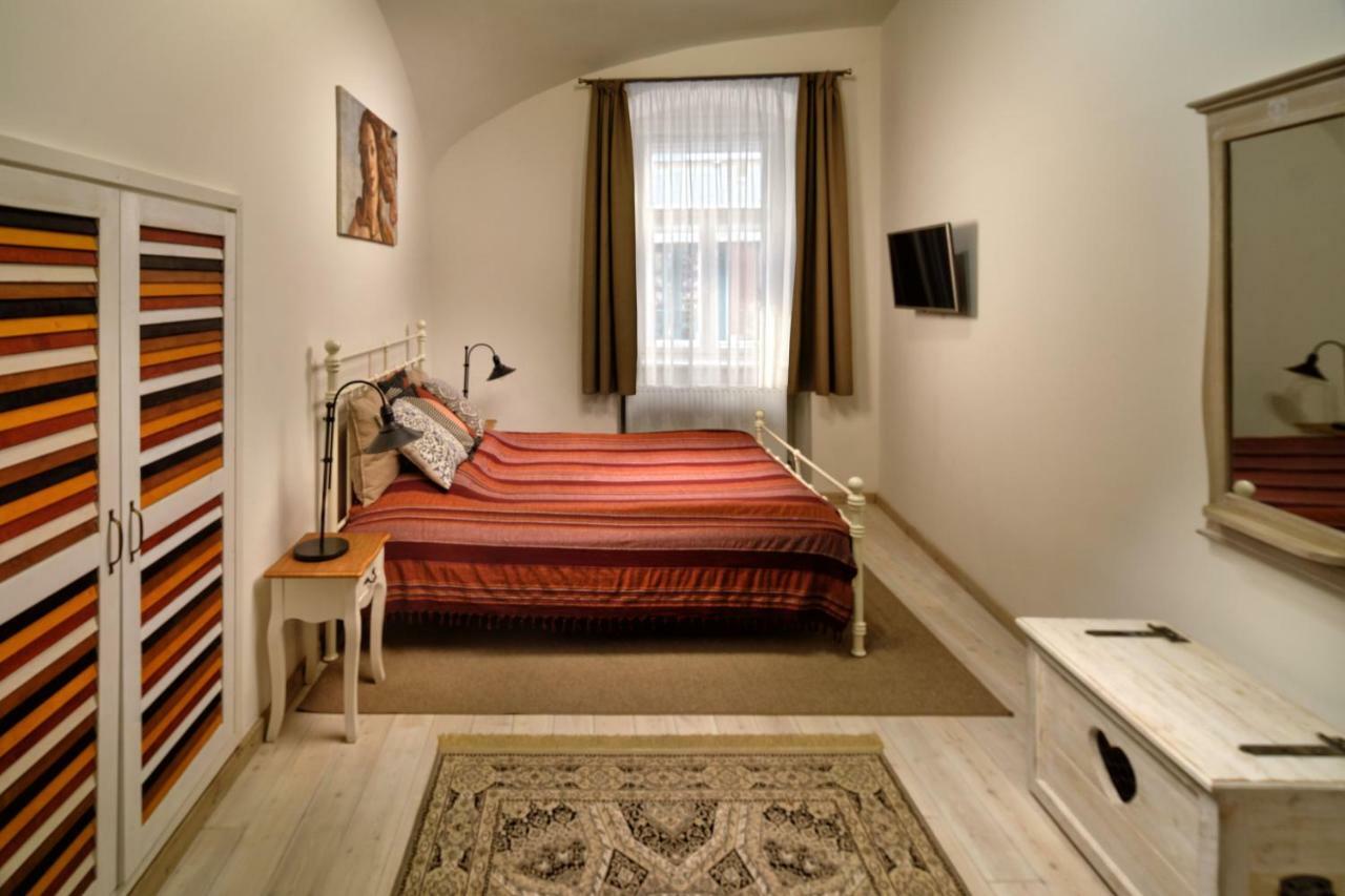 Melody Apartman Eger Extérieur photo